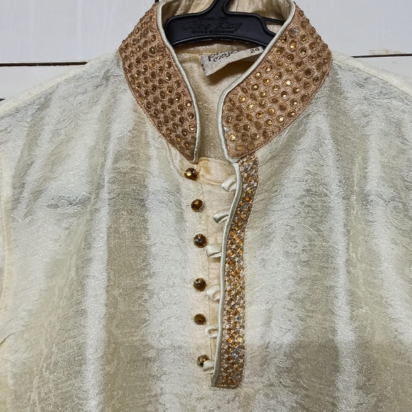 Sherwani style kurta - Picture 3 of 7